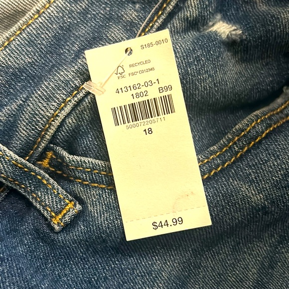 NWT Old Navy SZ 18 “Rockstar” blue super skinny mid-rise jeans. Waist 40”-44” - Picture 4 of 4